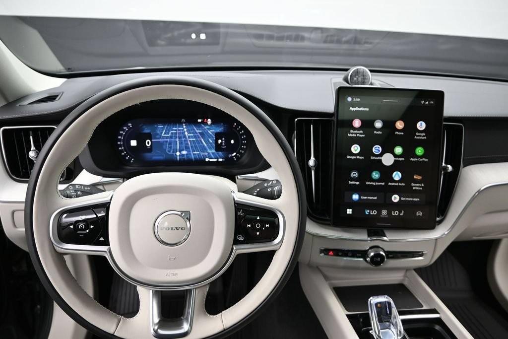 New 2026 Volvo XC60 B5 Ultra w/ Climate Package AWD/4WD image 12