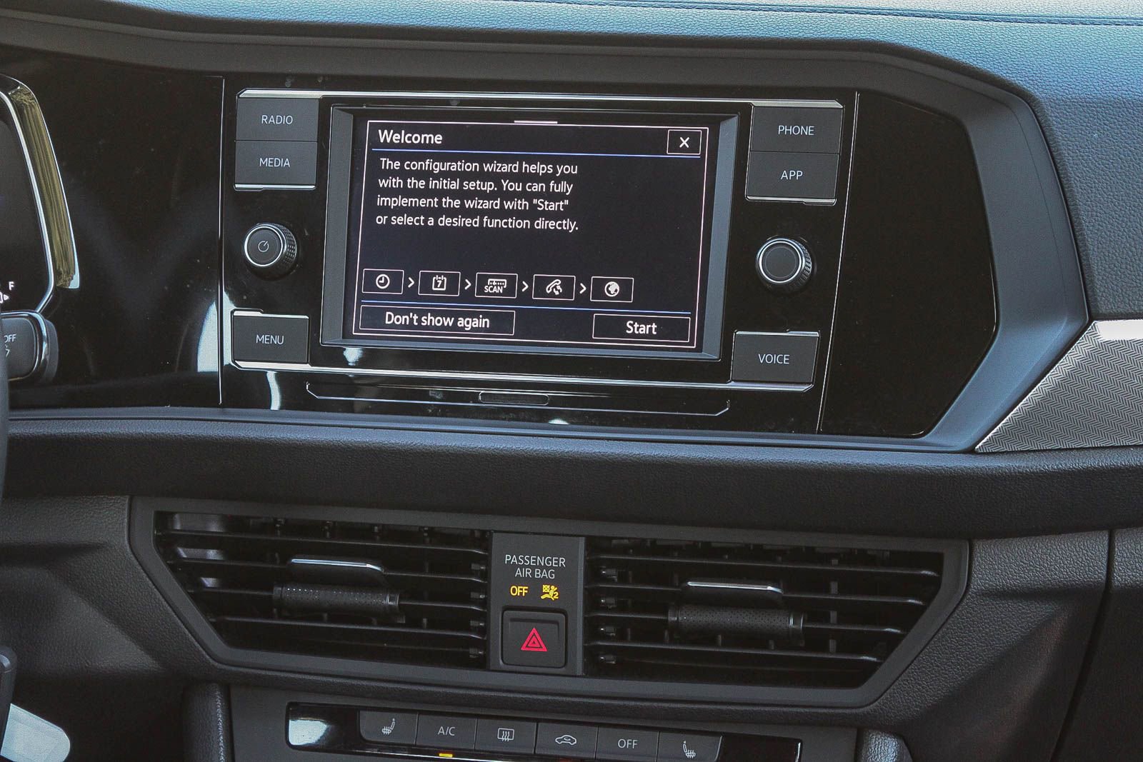 Used 2024 Volkswagen Jetta Sport image 15