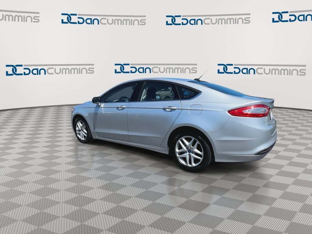 Used 2014 Ford Fusion SE FWD image 6