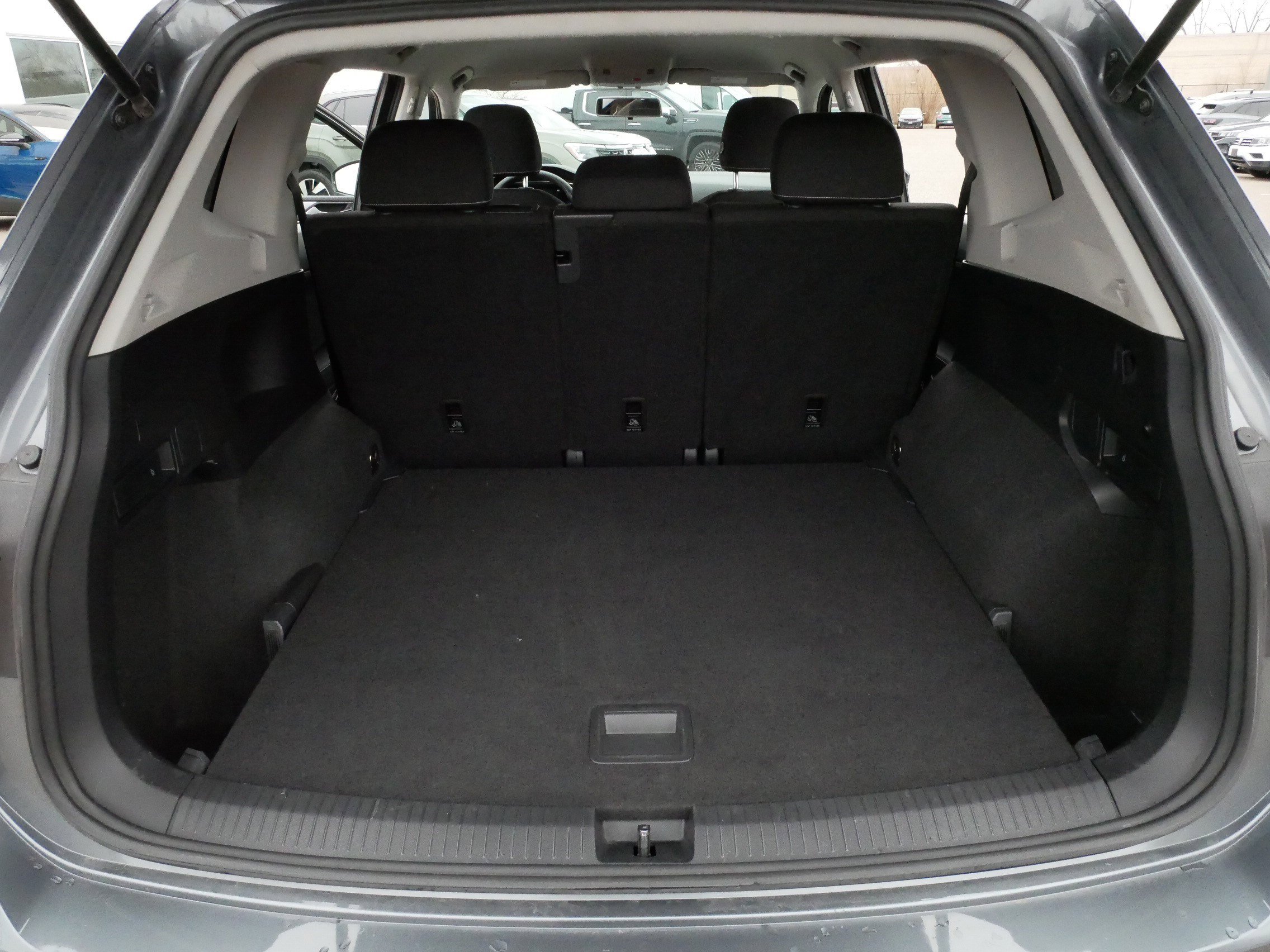 Certified 2022 Volkswagen Tiguan S image 18