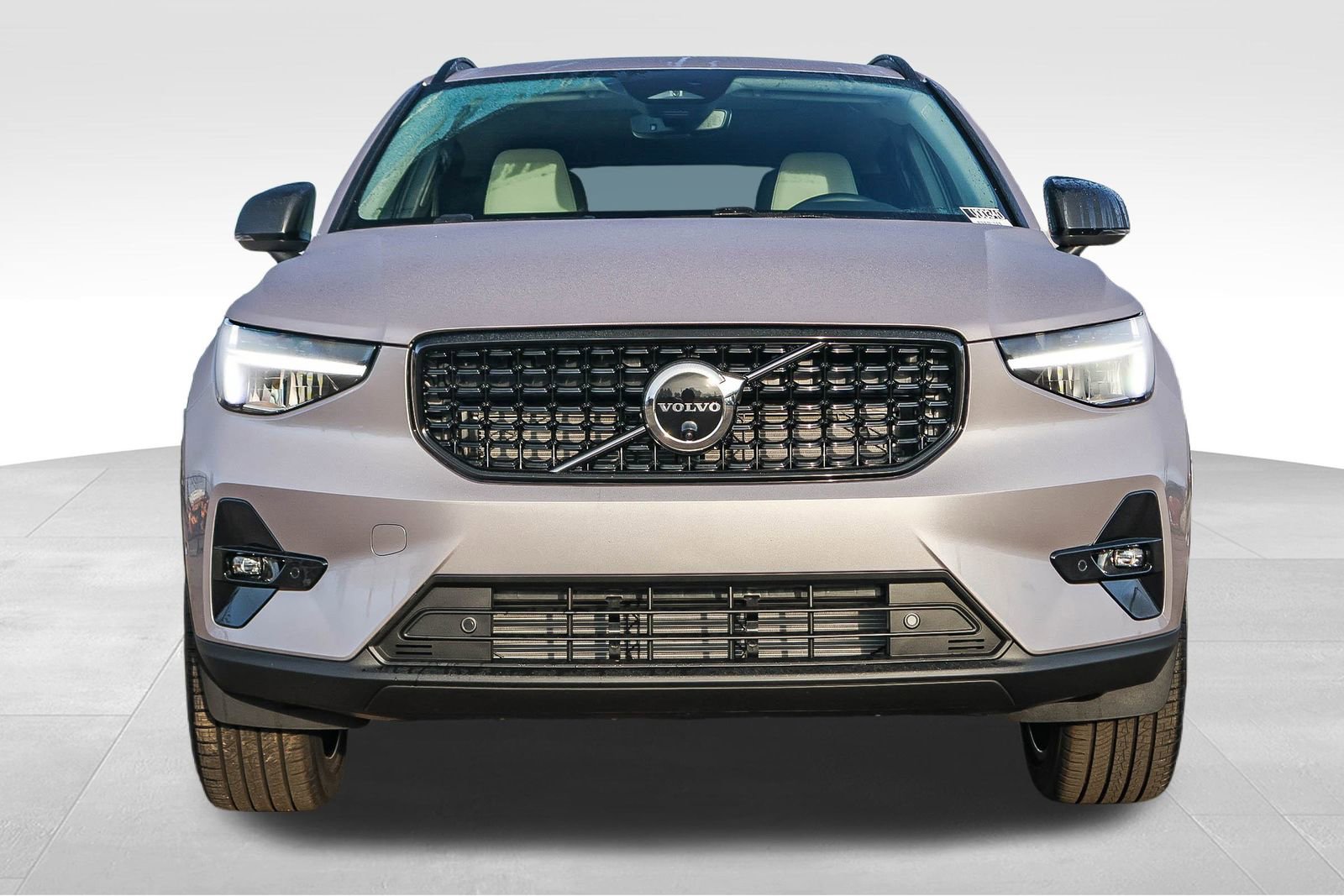 New 2026 Volvo XC40 B4 Plus w/ Climate Package image 2