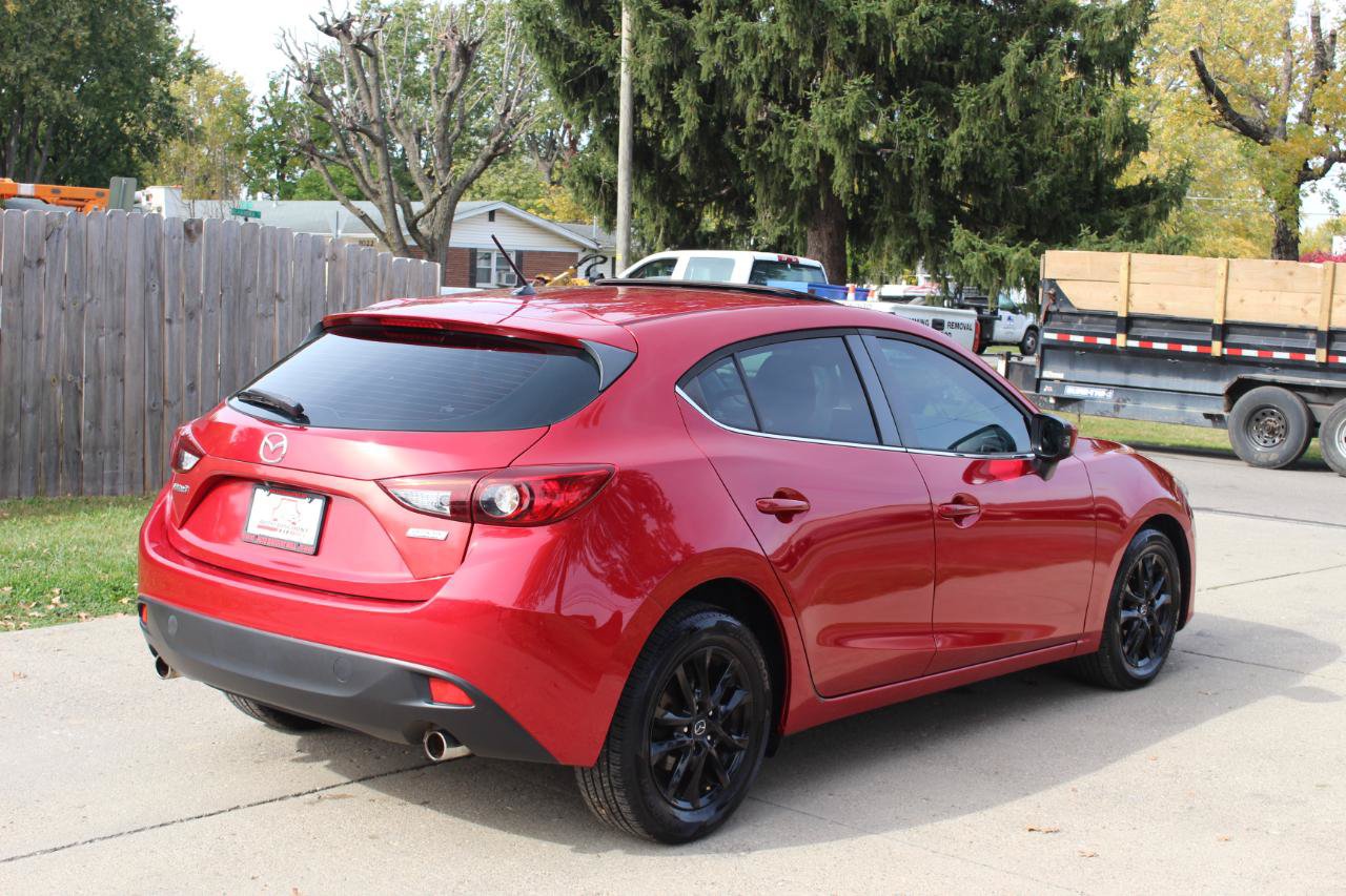 Used 2016 MAZDA MAZDA3 i Touring FWD image 10