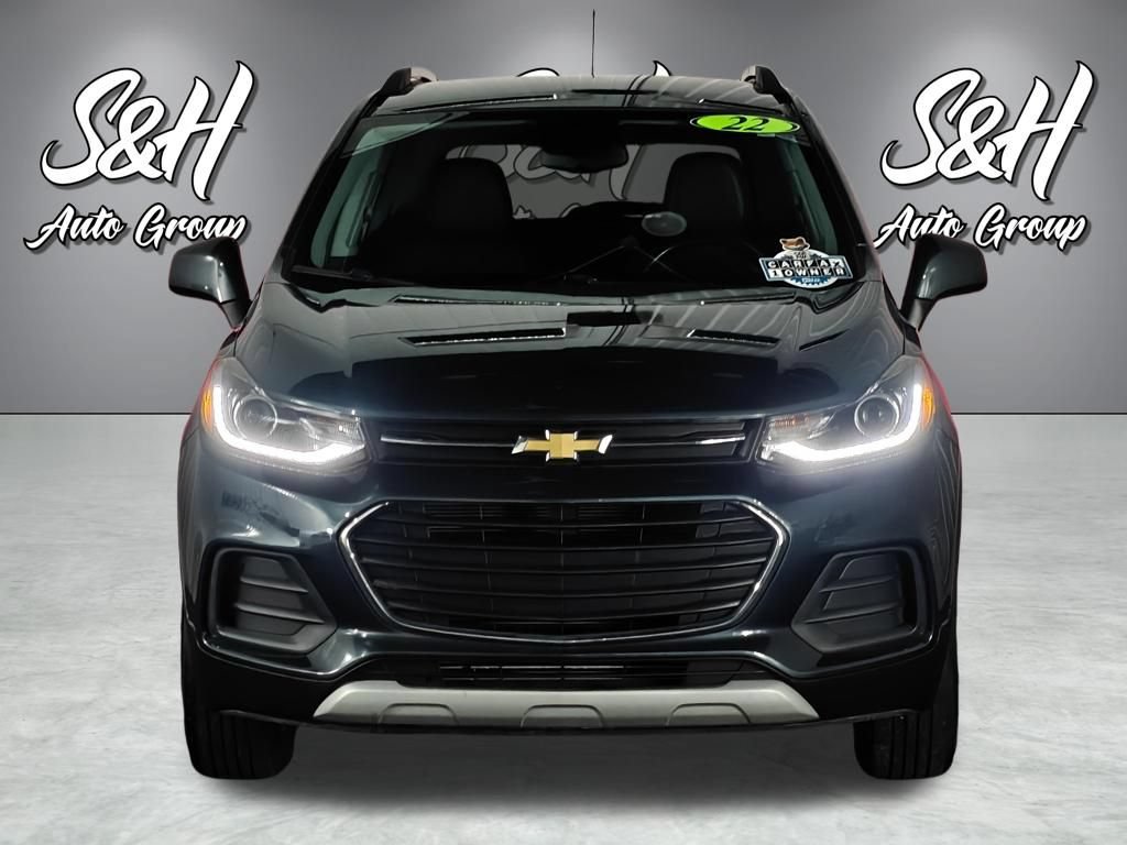 Used 2022 Chevrolet Trax LT w/ Driver Confidence Package AWD/4WD image 19