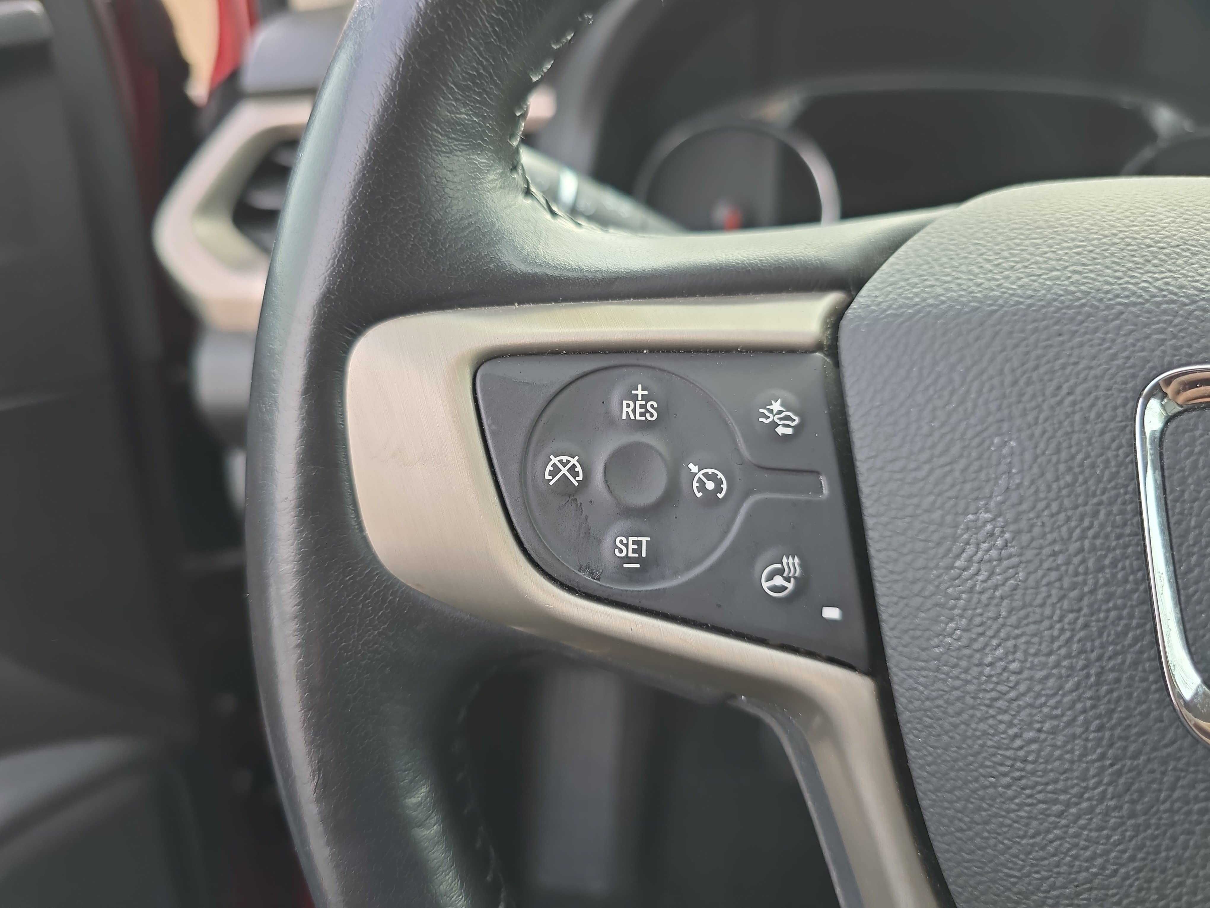 Used 2021 GMC Acadia Denali w/ Trailering Package image 17