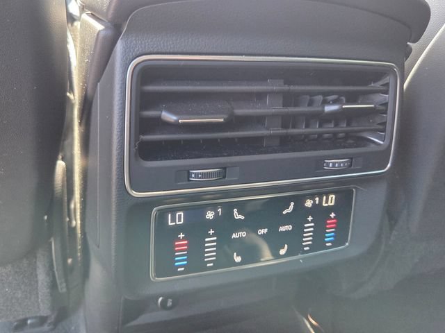 Used 2023 Audi Q7 2.0T Premium Plus AWD/4WD image 16