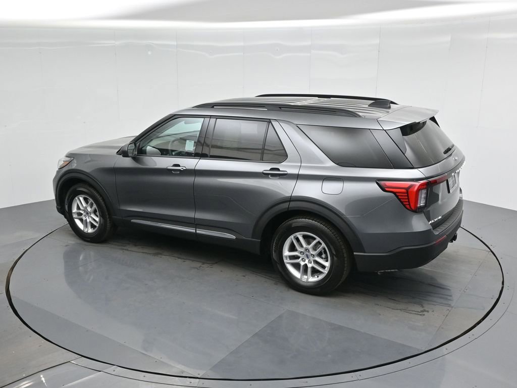 New 2025 Ford Explorer Active image 44