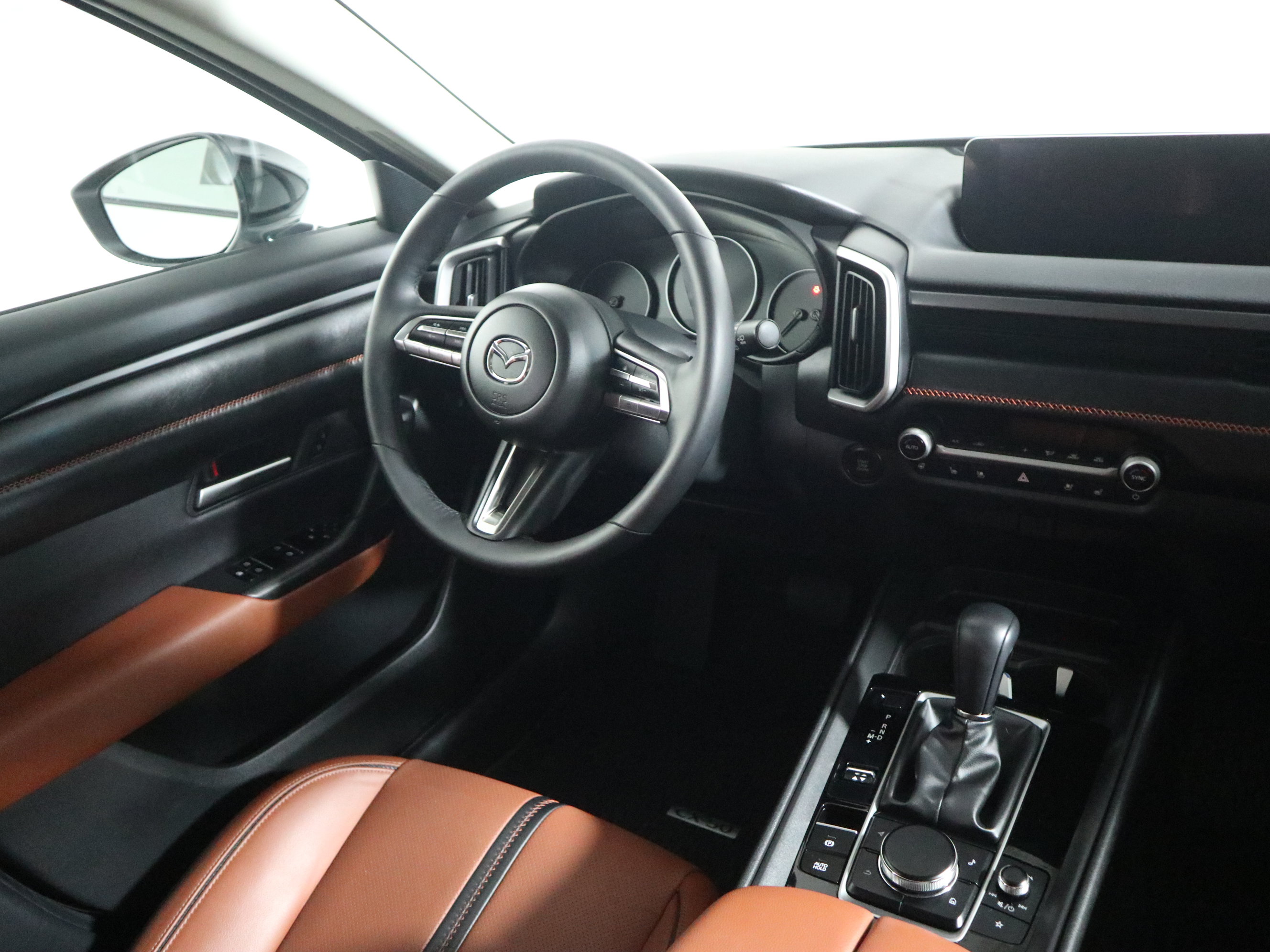 Certified 2025 MAZDA CX-50 AWD 2.5 Turbo w/ Premium Pkg image 15