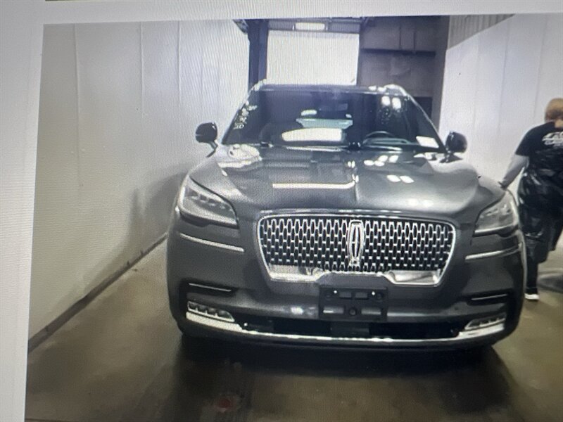 Used 2020 Lincoln Aviator Reserve w/ Equipment Group 201A AWD/4WD image 6