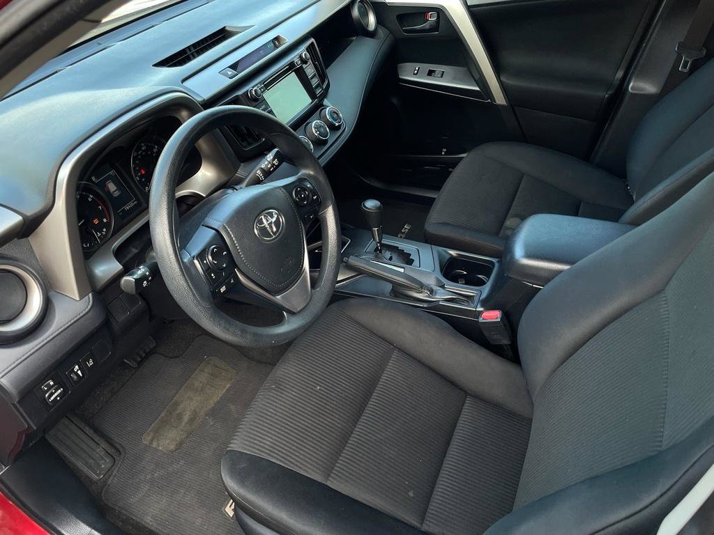 Used 2017 Toyota RAV4 LE image 13