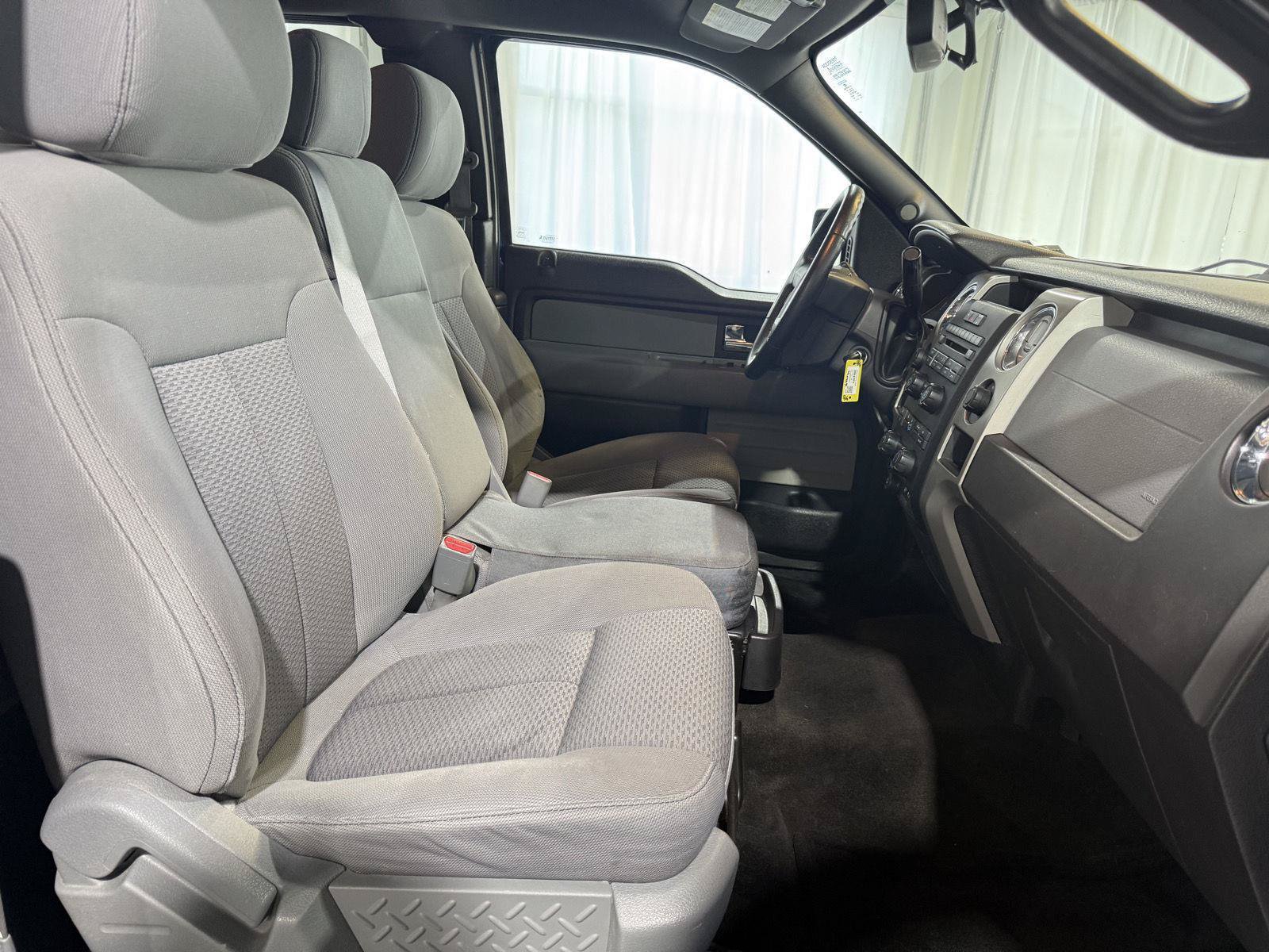 Used 2012 Ford F150 XLT w/ XLT Chrome Pkg AWD/4WD image 27