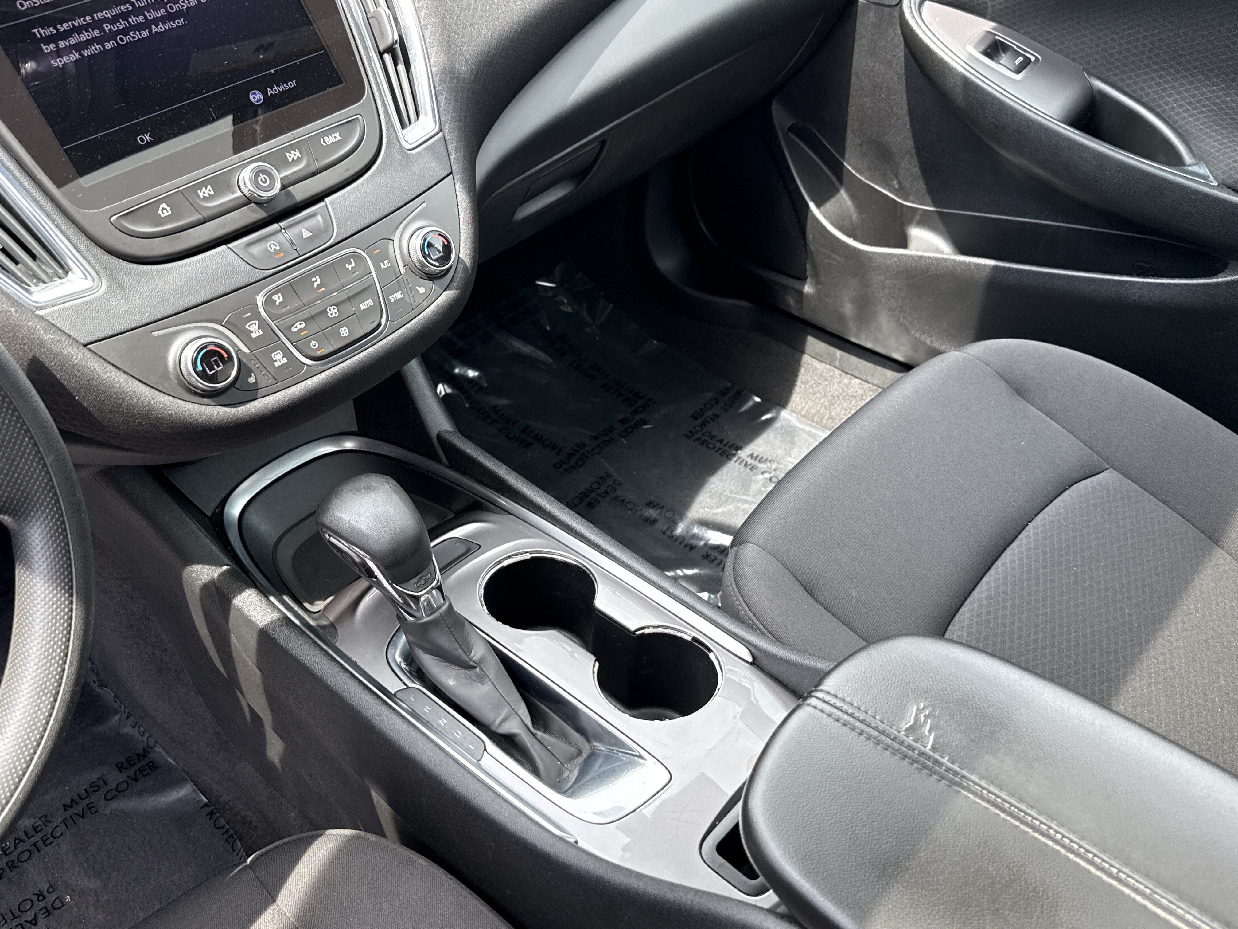 Used 2021 Chevrolet Malibu LT FWD image 31