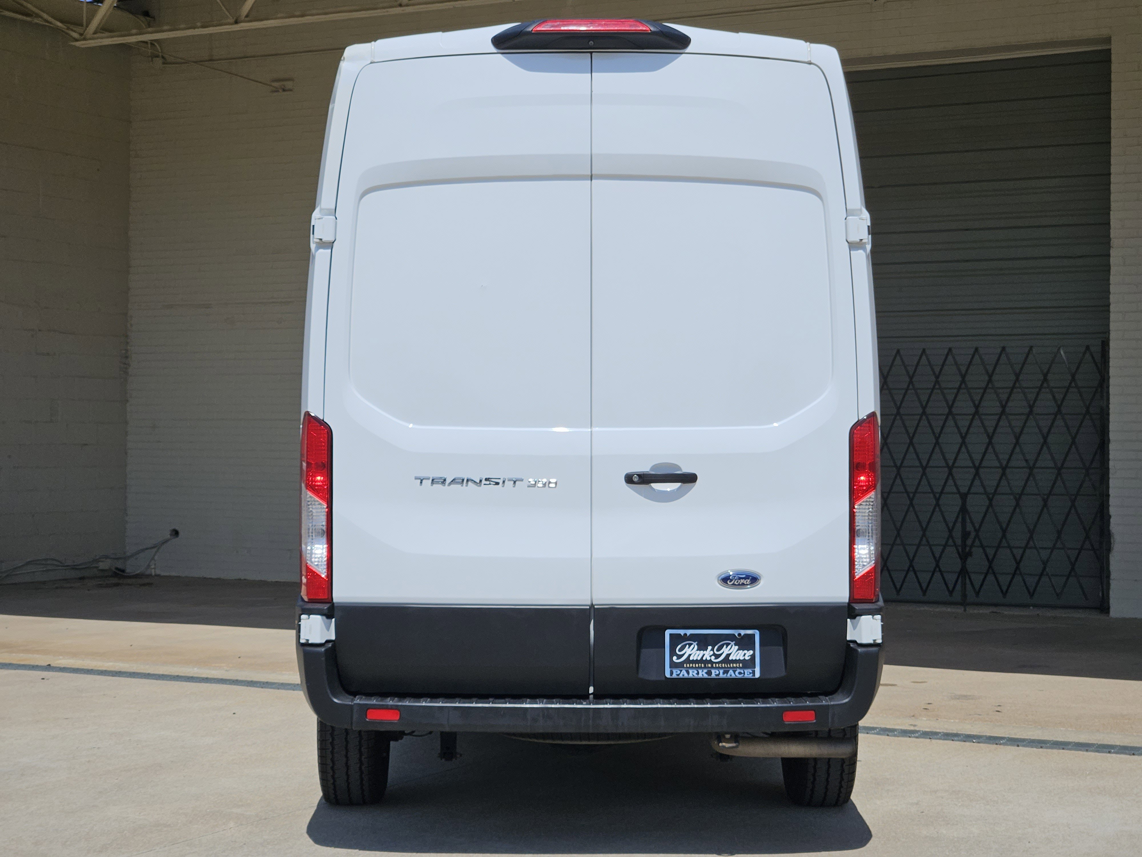 Used 2023 Ford Transit 350 148 High Roof RWD image 8