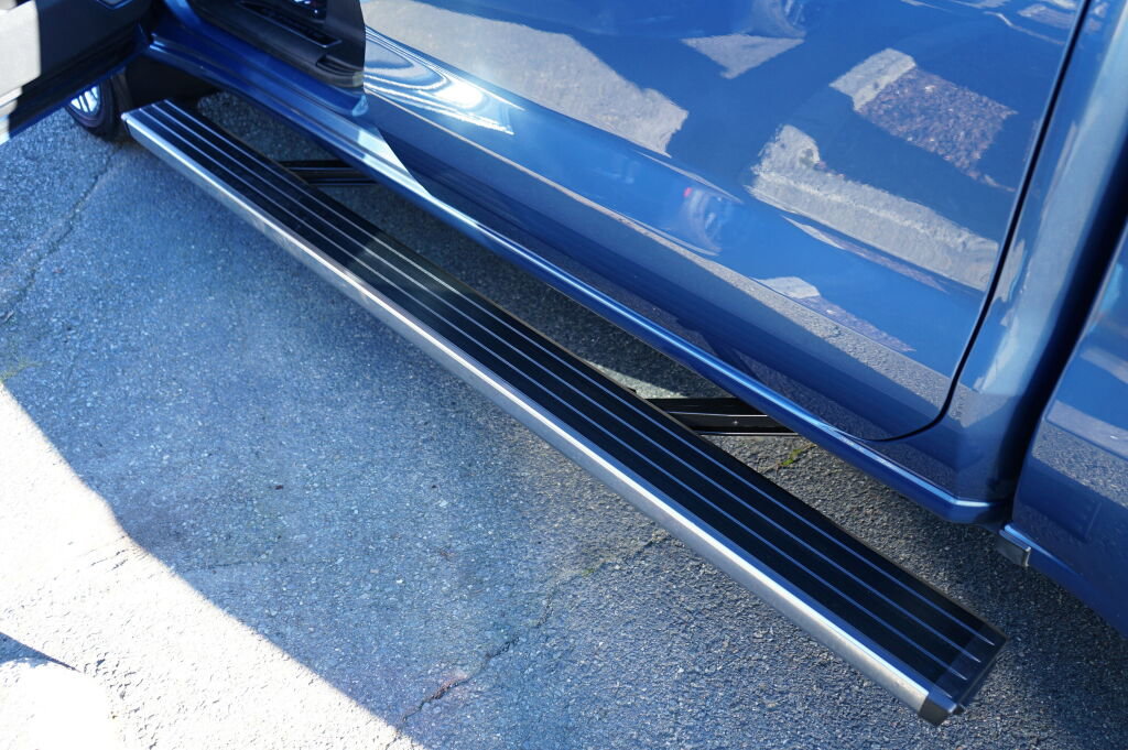 Used 2024 GMC Sierra 1500 Denali Ultimate image 10