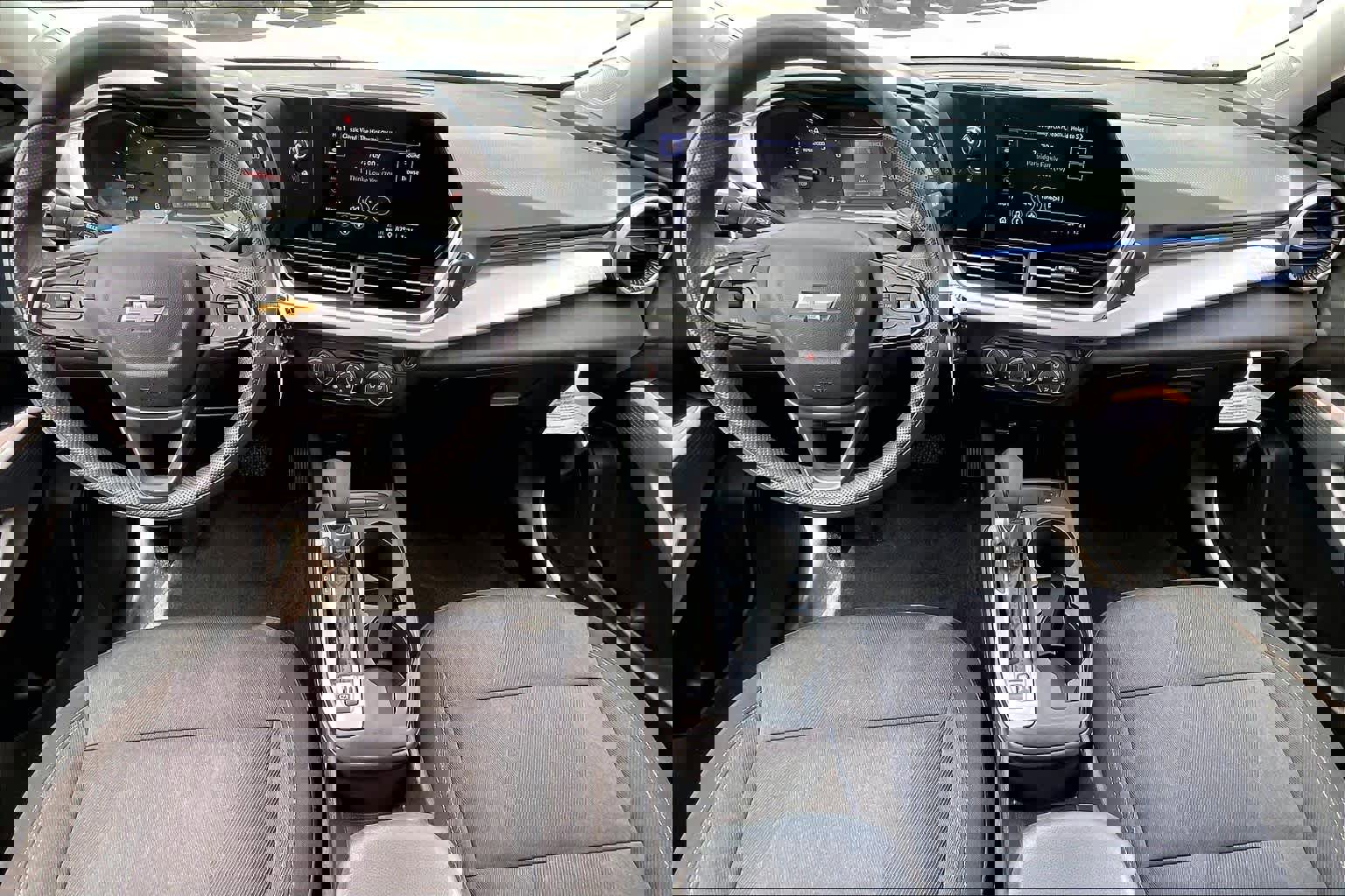 Used 2024 Chevrolet Trax LS w/ LS Convenience Package image 13