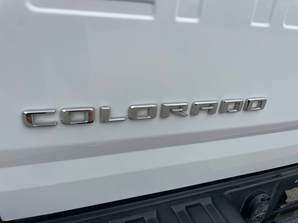 Used 2021 Chevrolet Colorado W/T AWD/4WD image 17