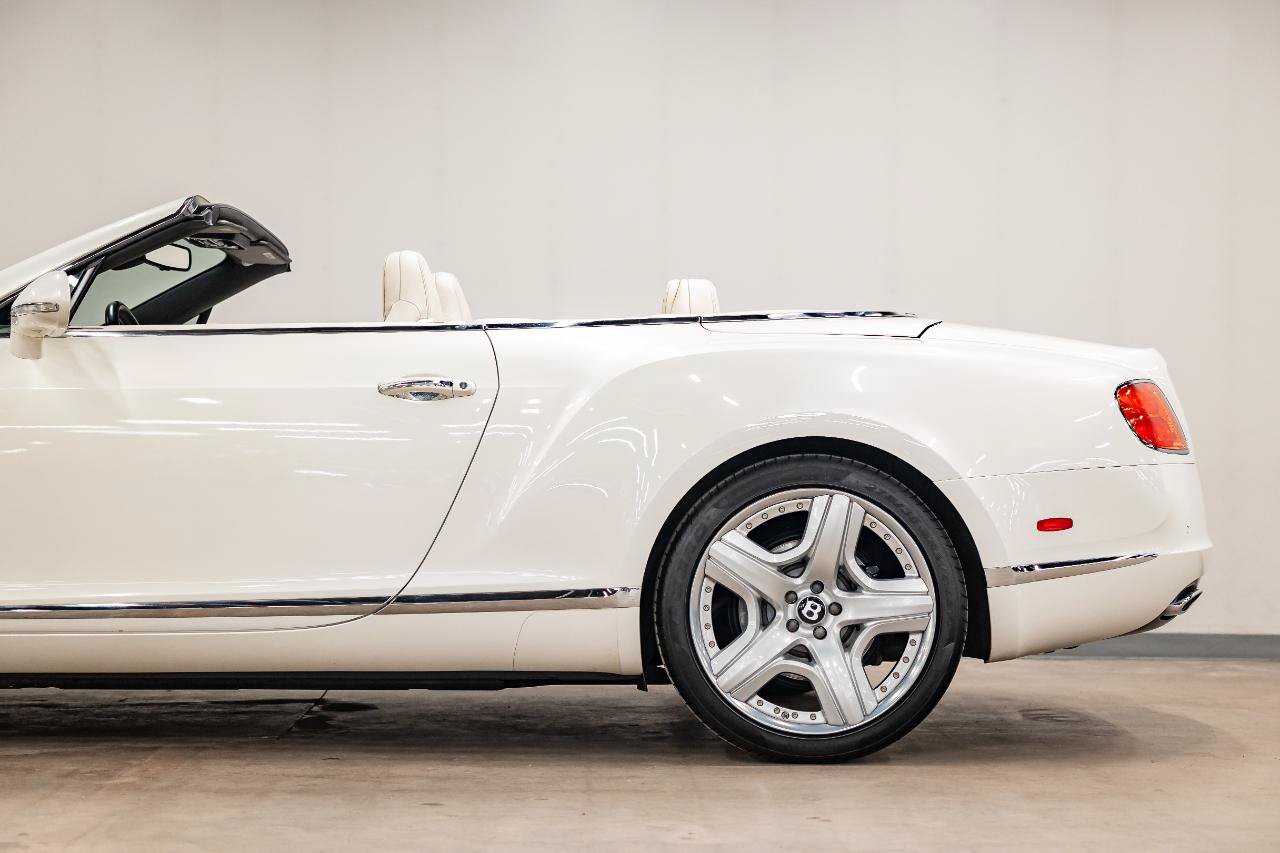 Used 2013 Bentley Continental GT AWD/4WD image 26