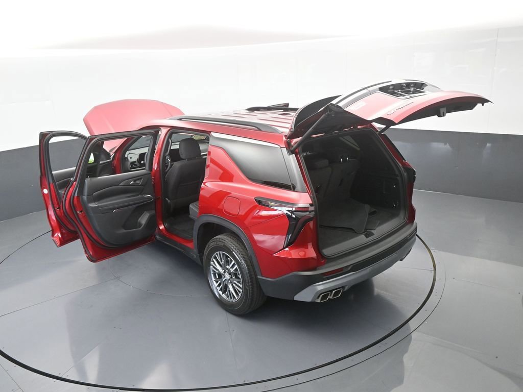 Used 2024 Chevrolet Traverse LT FWD image 69