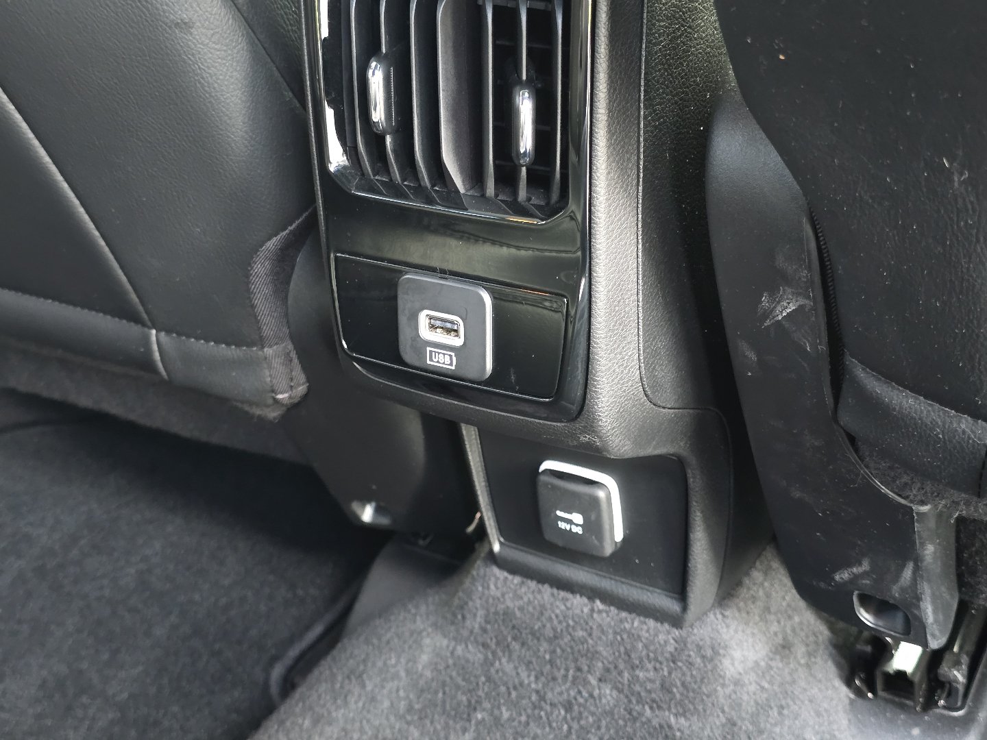 Used 2023 Jeep Compass Latitude AWD/4WD image 25