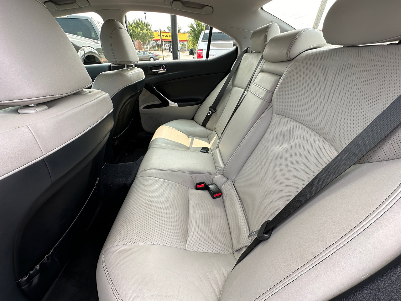 Used 2011 Lexus IS 250 image 9