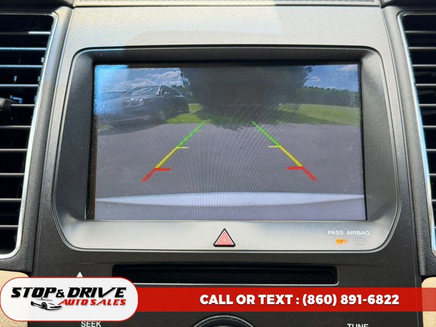 Used 2016 Ford Taurus Limited FWD image 12