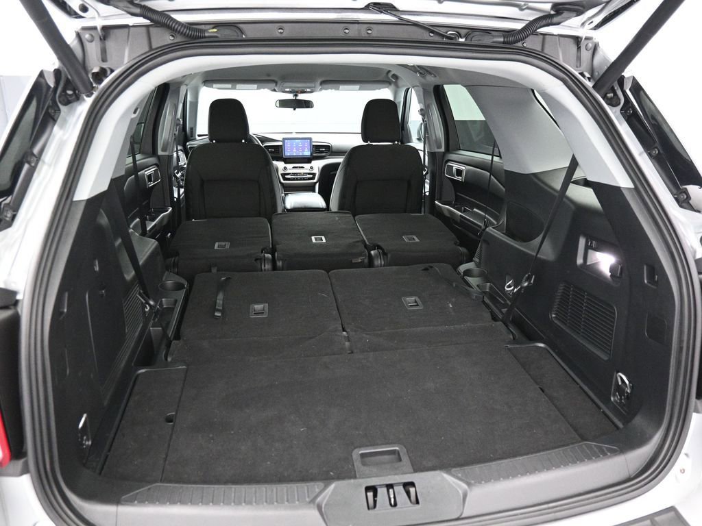 Certified 2023 Ford Explorer XLT image 26