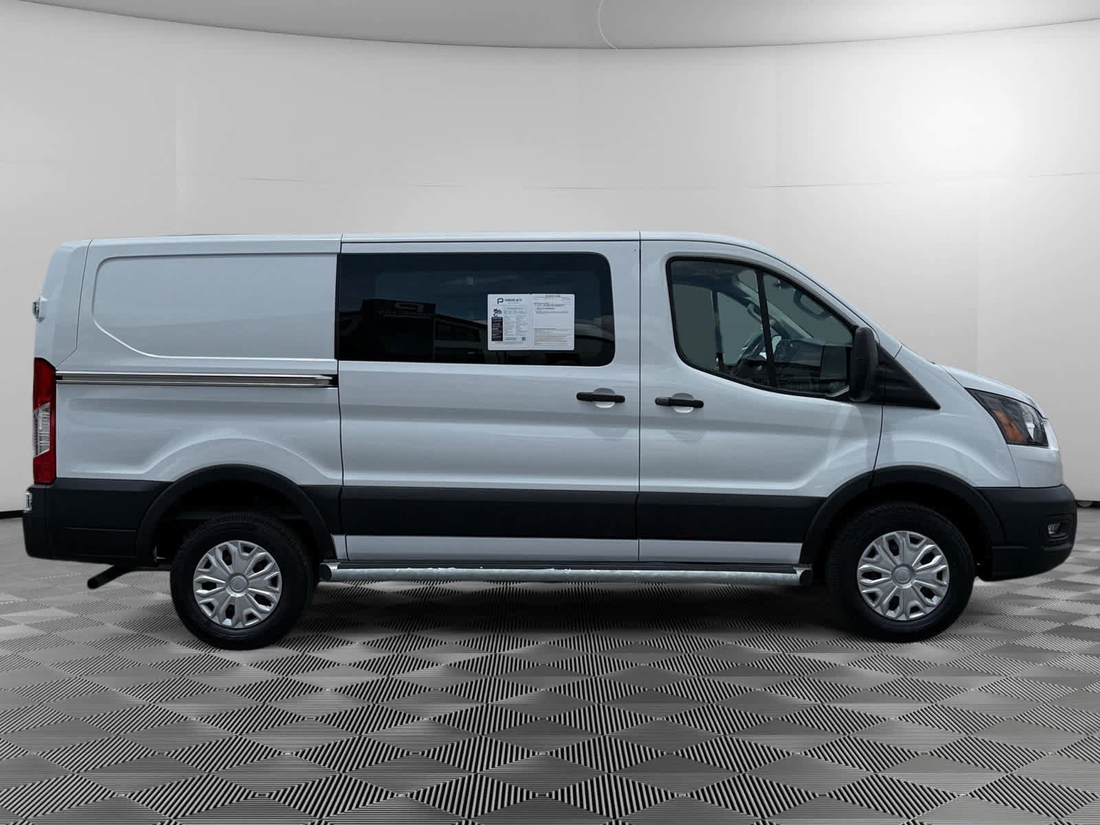Used 2025 Ford Transit 250 Low Roof w/ Exterior Upgrade Package RWD image 6
