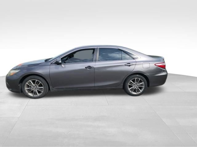Used 2016 Toyota Camry SE FWD image 6