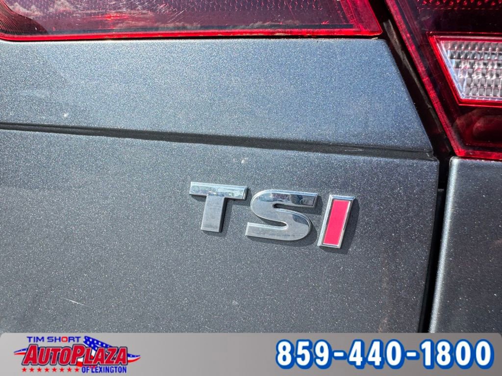 Used 2018 Volkswagen Tiguan S FWD image 19