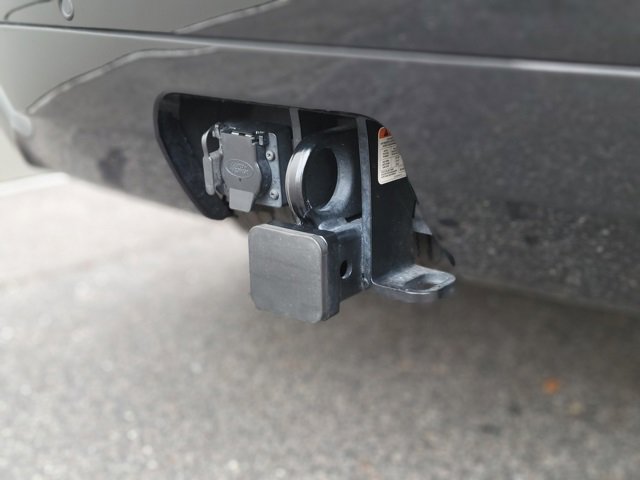 Used 2024 Land Rover Discovery Dynamic SE image 43