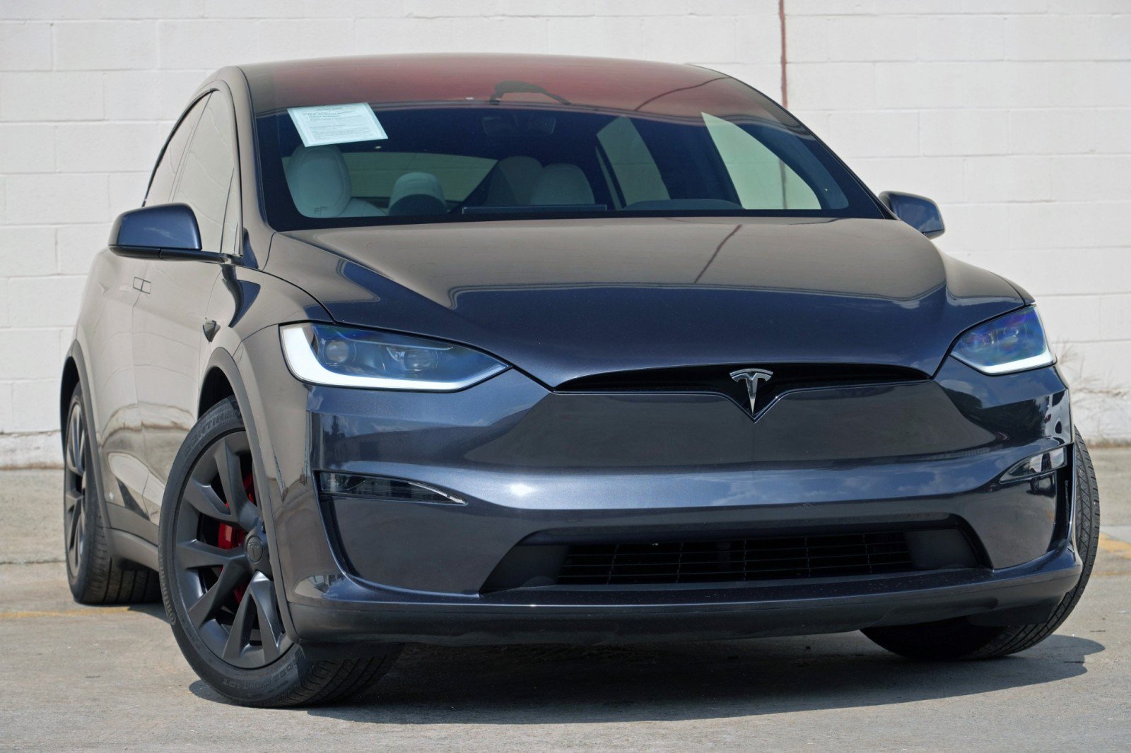 Used 2025 Tesla Model X Plaid AWD/4WD image 4