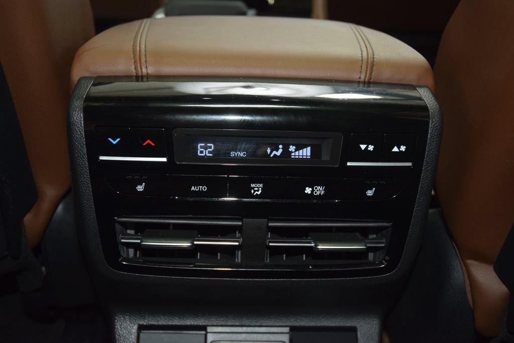 Used 2024 Acura MDX SH-AWD w/ Advance Package image 46