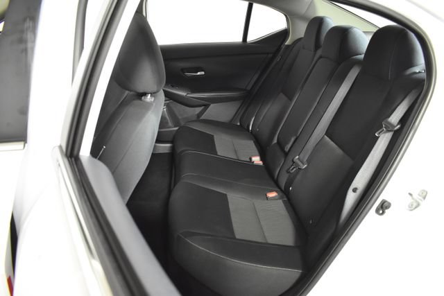 Certified 2022 Nissan Sentra SV w/ Trunk Package FWD image 26