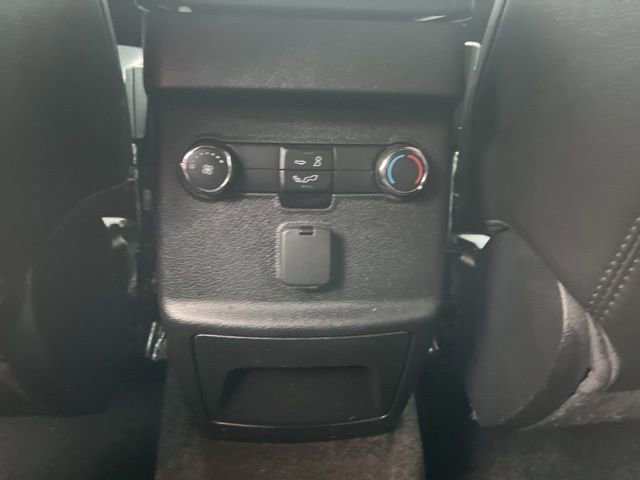 Certified 2018 Ford Explorer XLT w/ Equipment Group 202A image 15