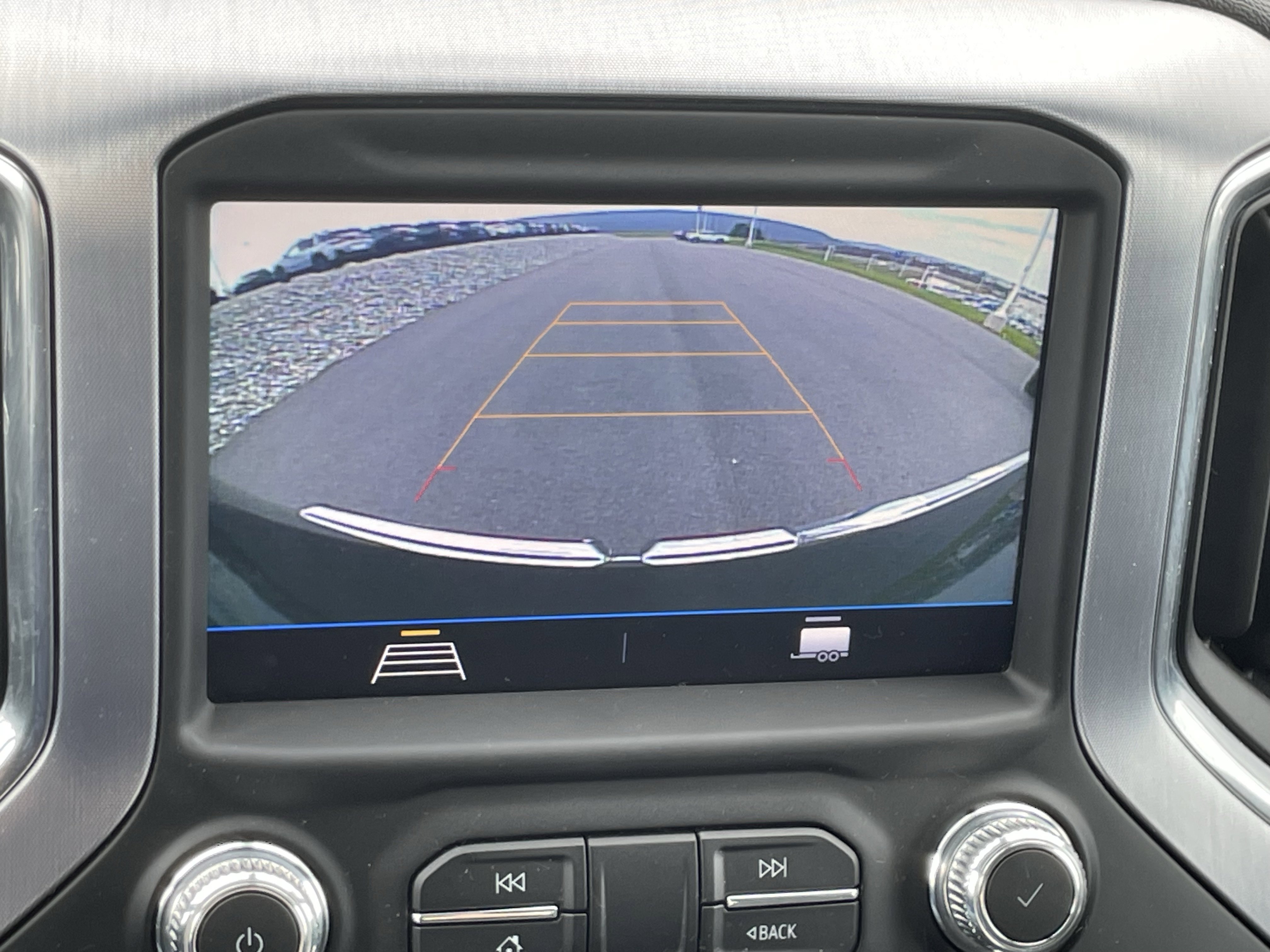 Used 2021 GMC Sierra 1500 SLE image 26