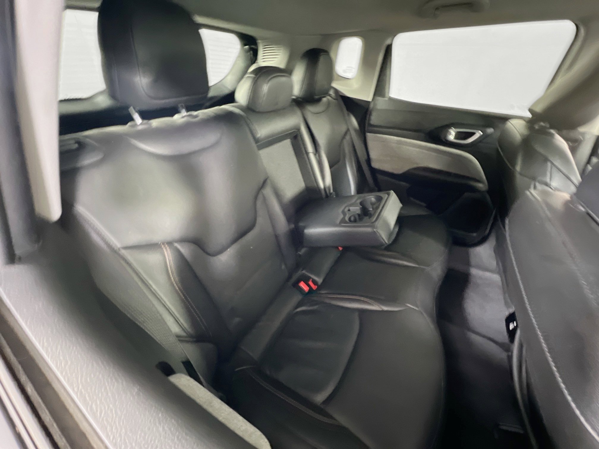 Used 2022 Jeep Compass Latitude image 24