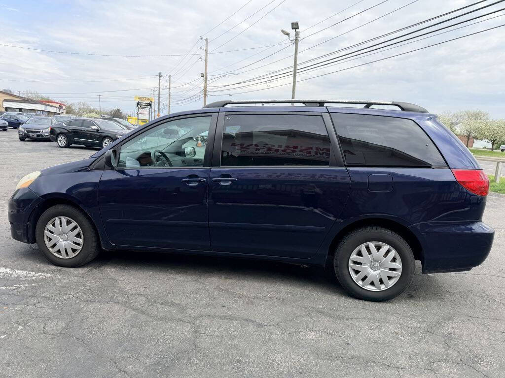 Used 2006 Toyota Sienna CE FWD image 3