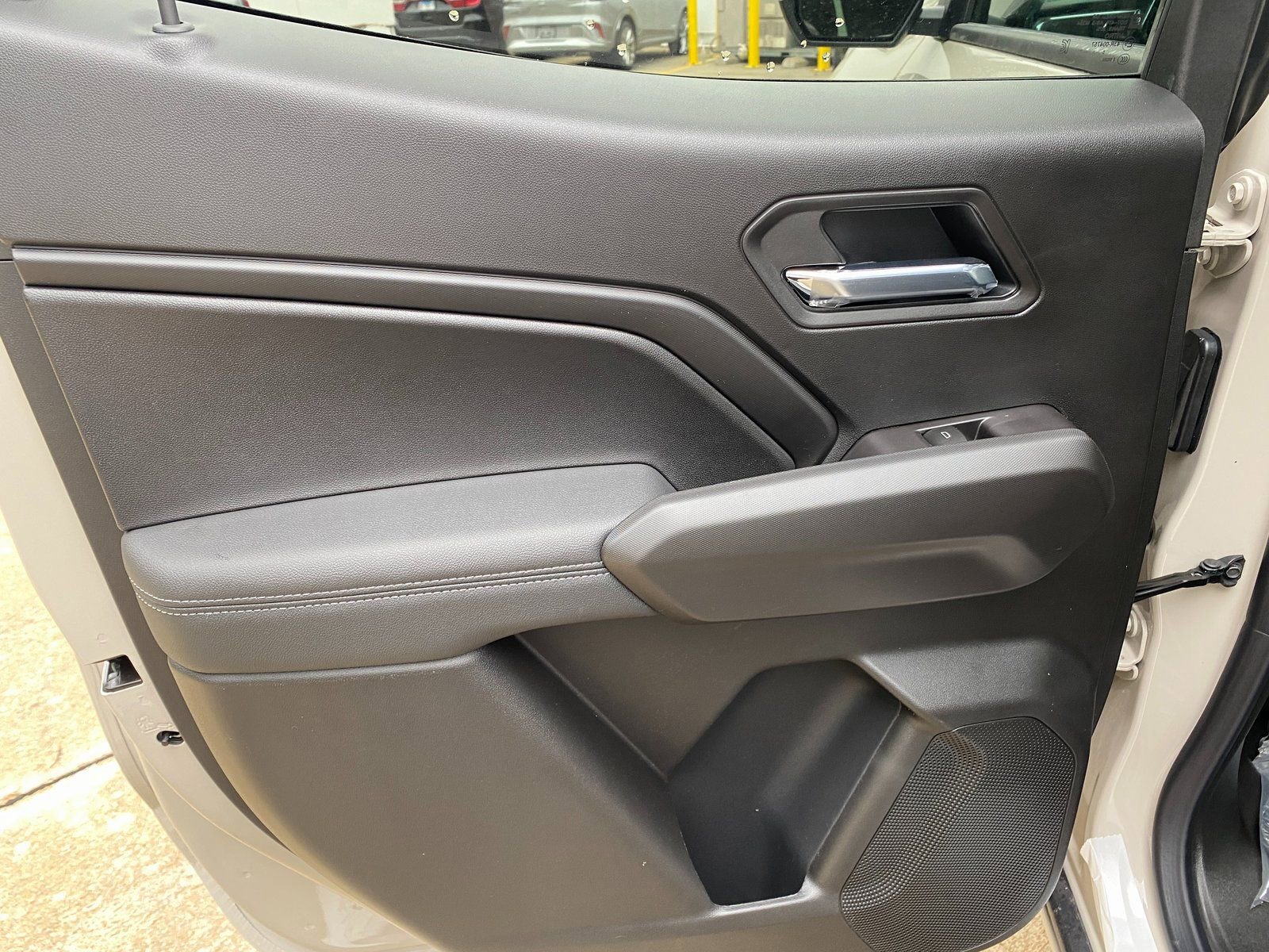 New 2026 GMC Canyon Elevation w/ Convenience Package image 28