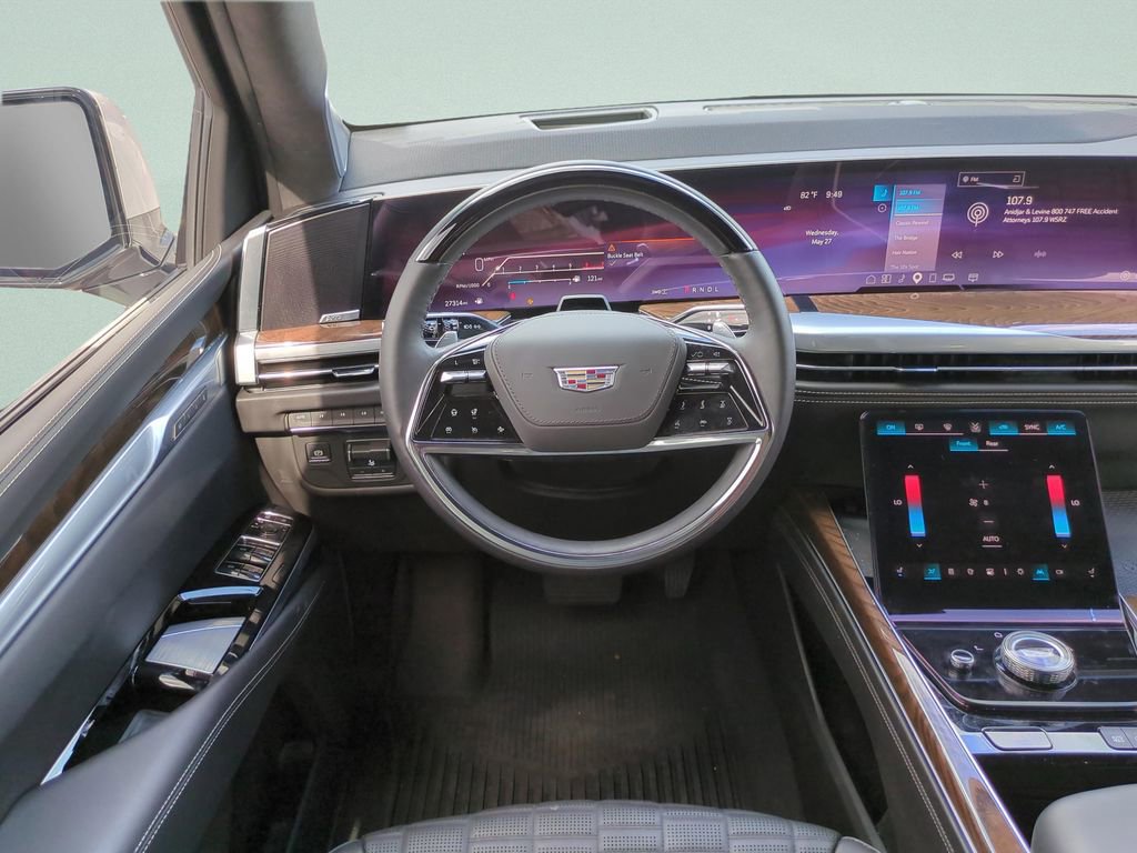 Used 2025 Cadillac Escalade Sport Platinum w/ LPO, Floor Liner Package AWD/4WD image 12