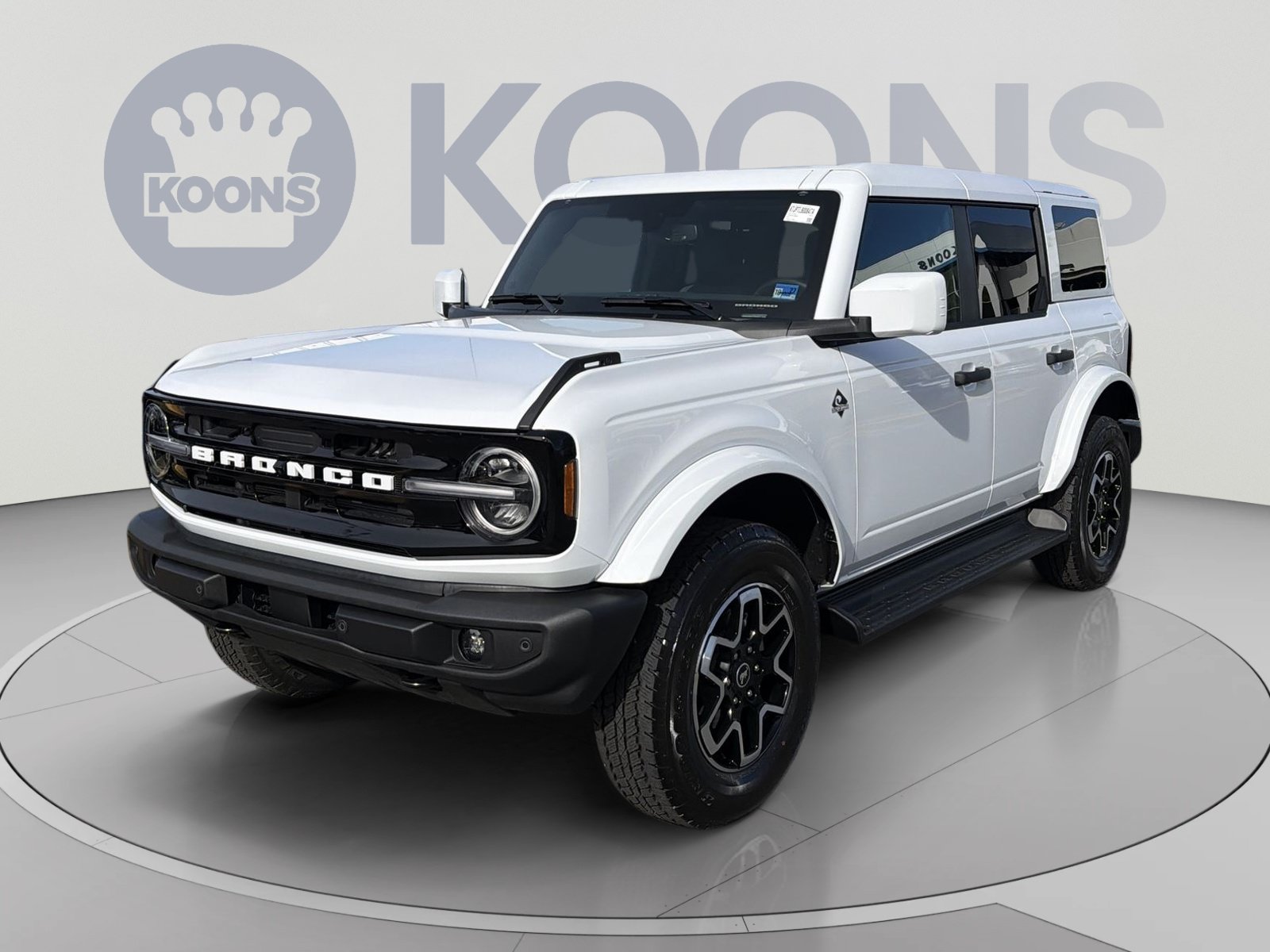 Used 2026 Ford Bronco Outer Banks AWD/4WD image 1