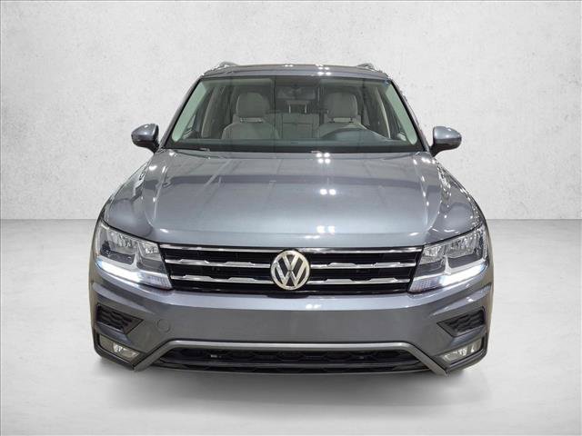 Used 2018 Volkswagen Tiguan SEL FWD image 2