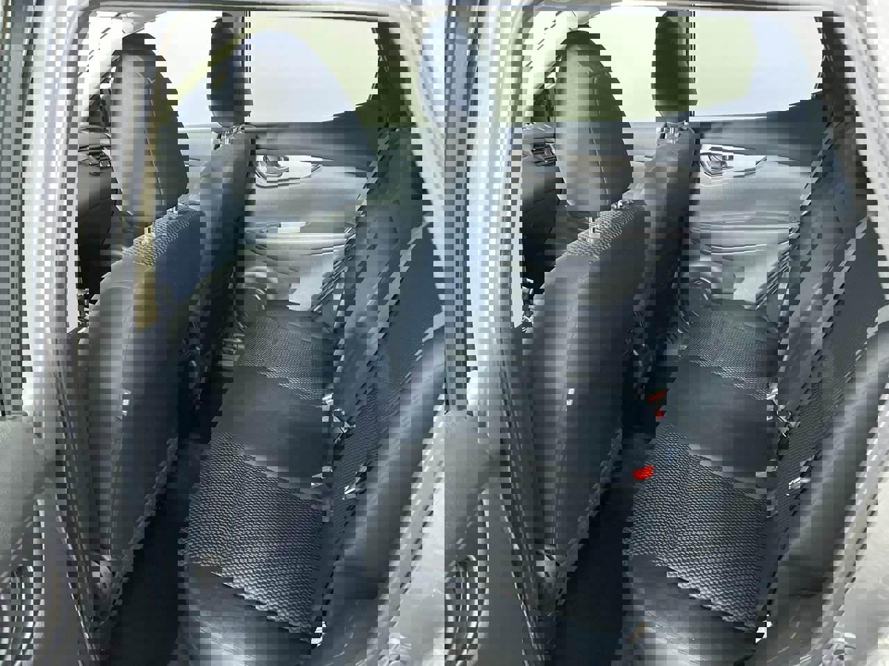 Used 2019 Nissan Rogue Sport S w/ Appearance Package image 27