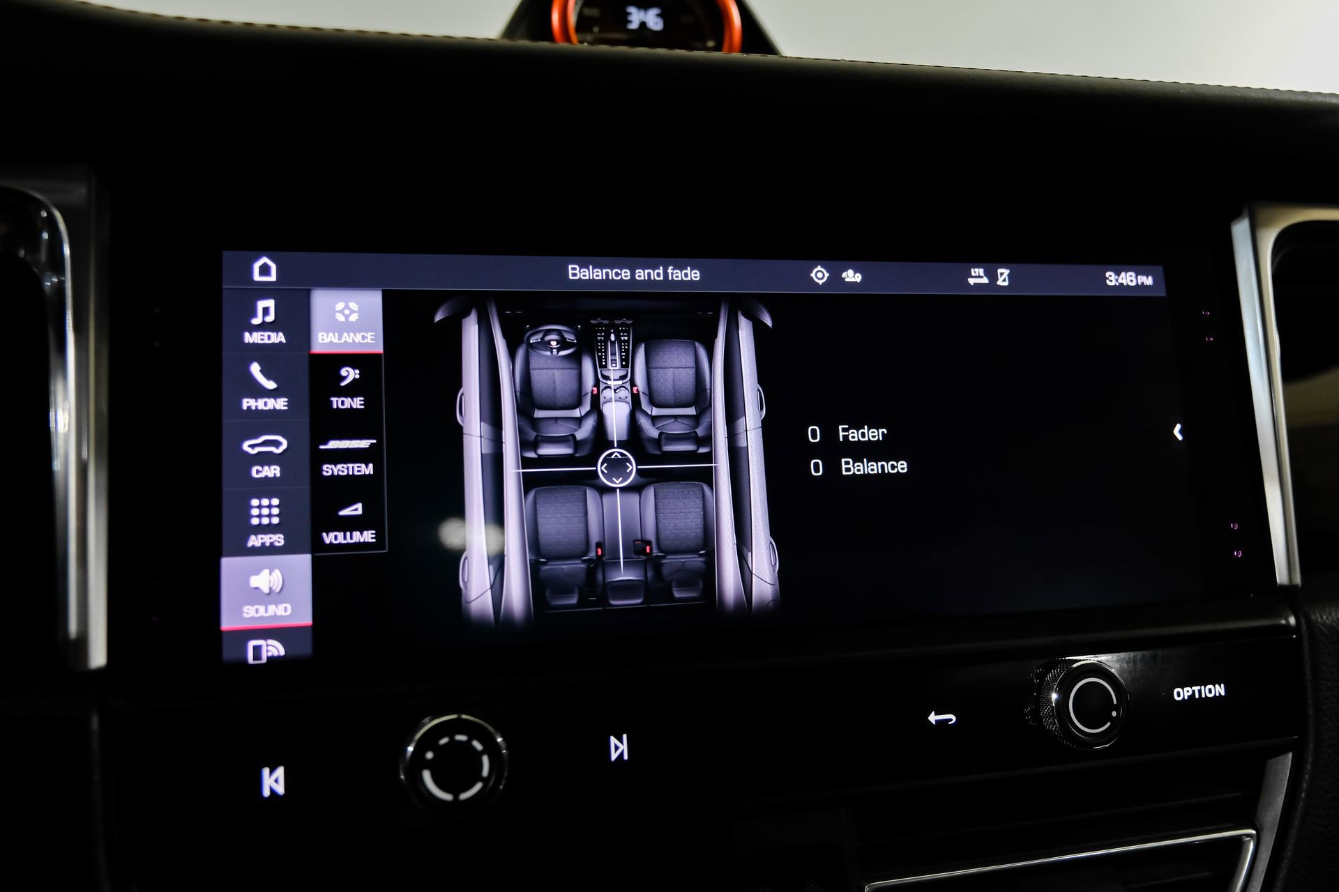 Used 2022 Porsche Macan S AWD/4WD image 35