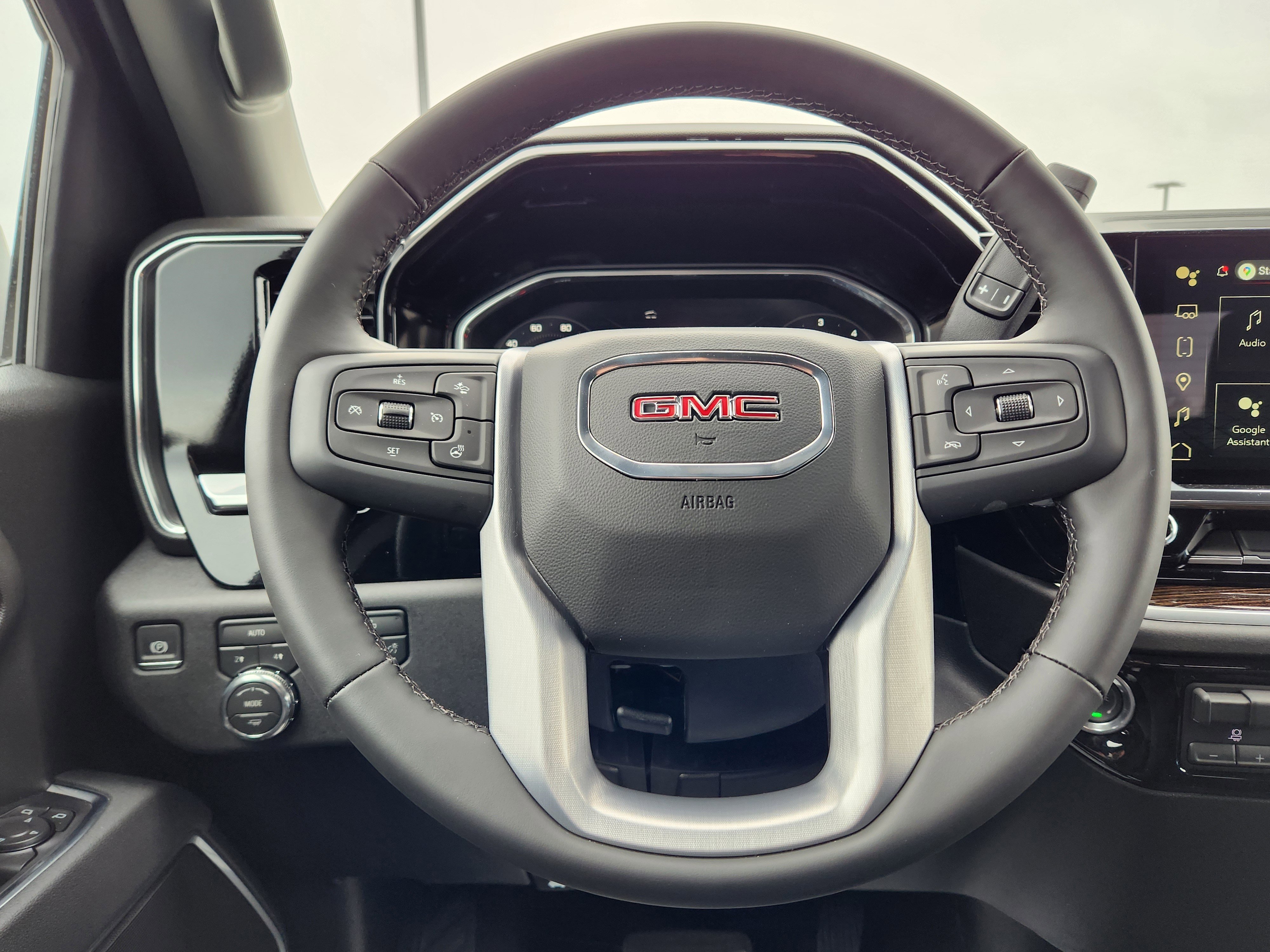 New 2026 GMC Sierra 1500 SLE w/ Preferred Package image 14