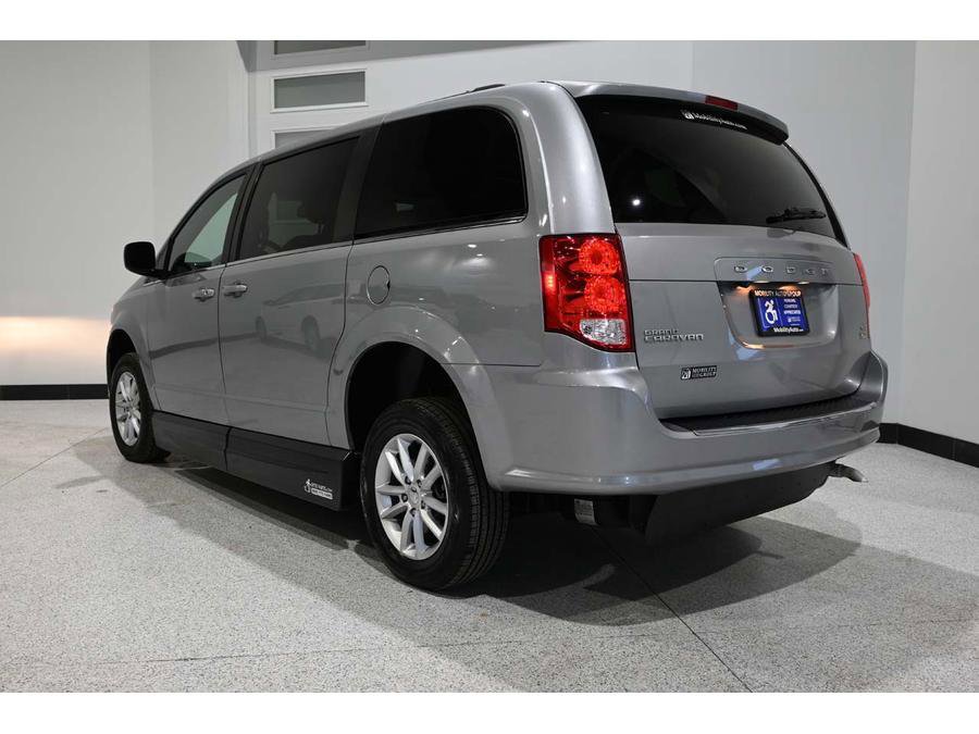 Used 2019 Dodge Grand Caravan SXT image 7