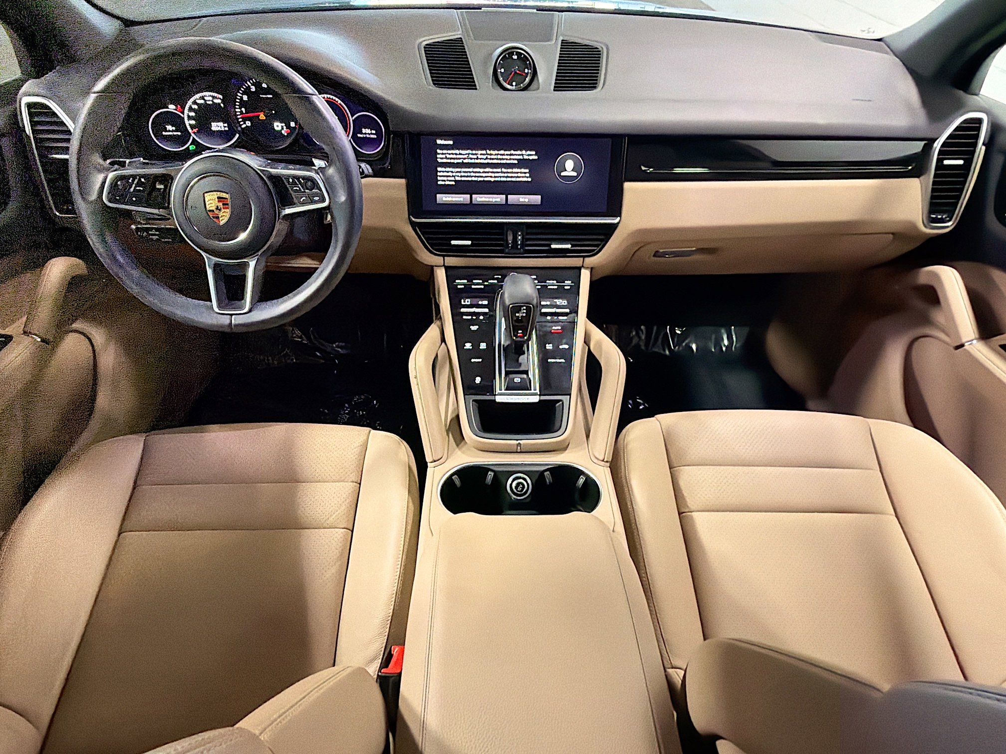 Certified 2023 Porsche Cayenne AWD/4WD image 16