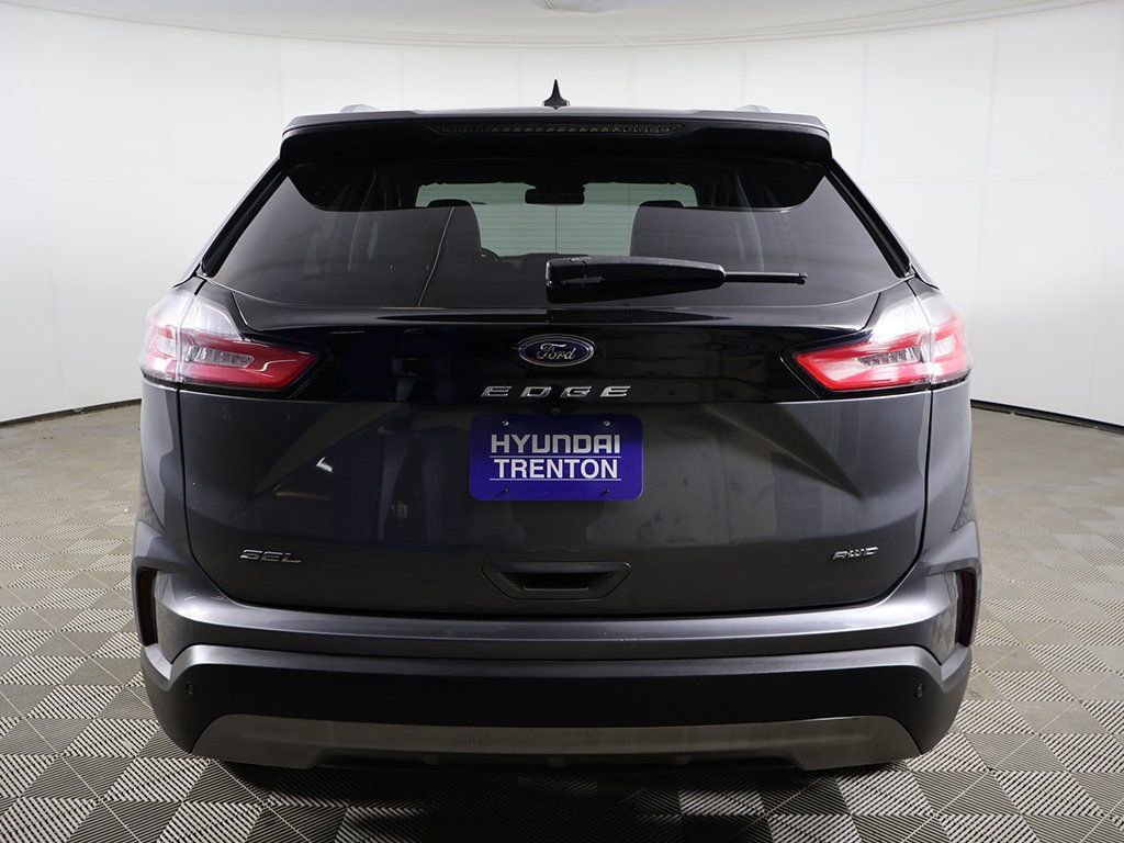 Used 2022 Ford Edge SEL w/ Convenience Package image 10