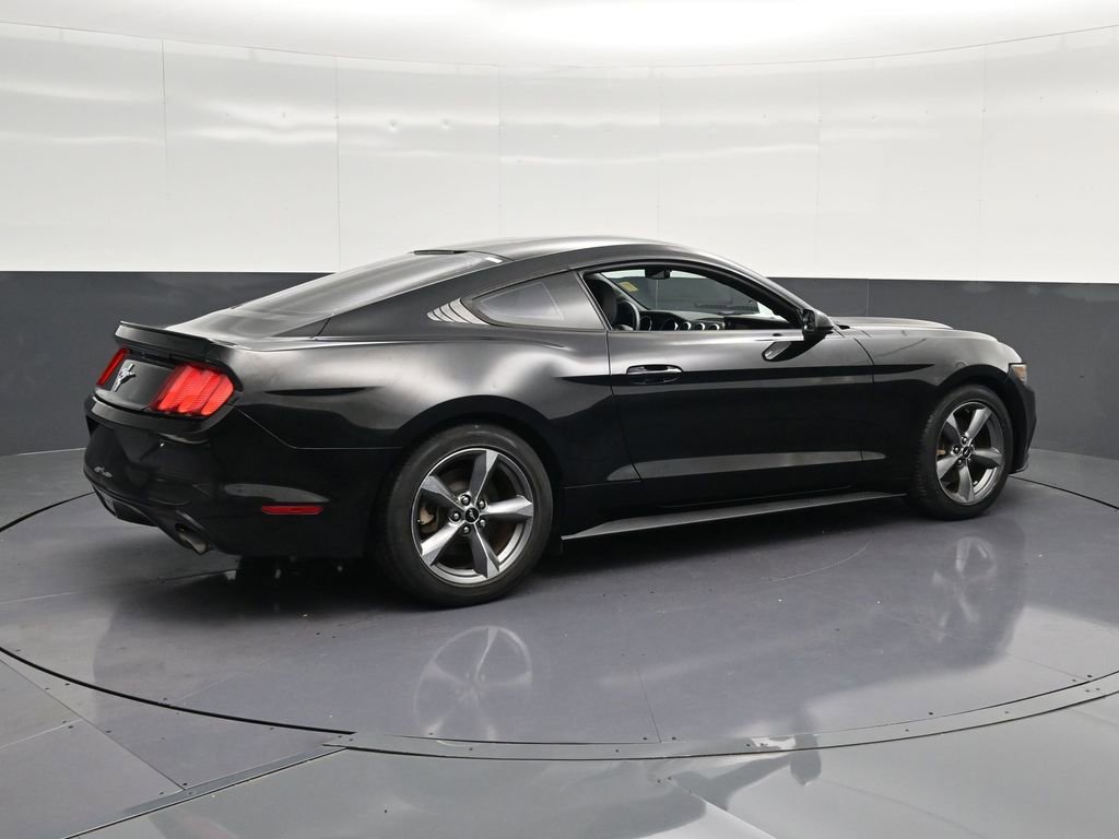 Used 2016 Ford Mustang Coupe w/ Equipment Group 051A RWD image 3