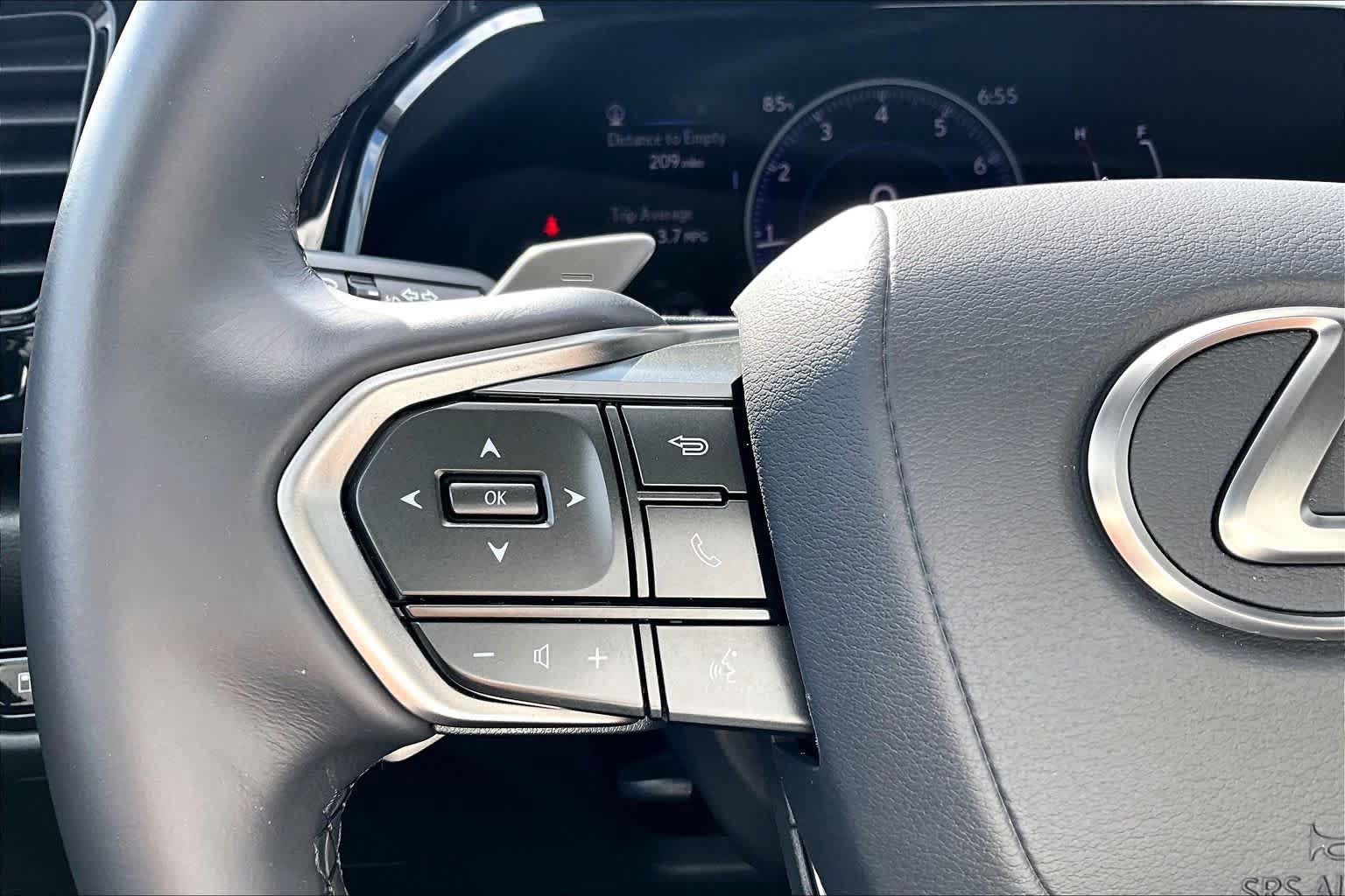 Used 2025 Lexus NX 250 FWD image 23
