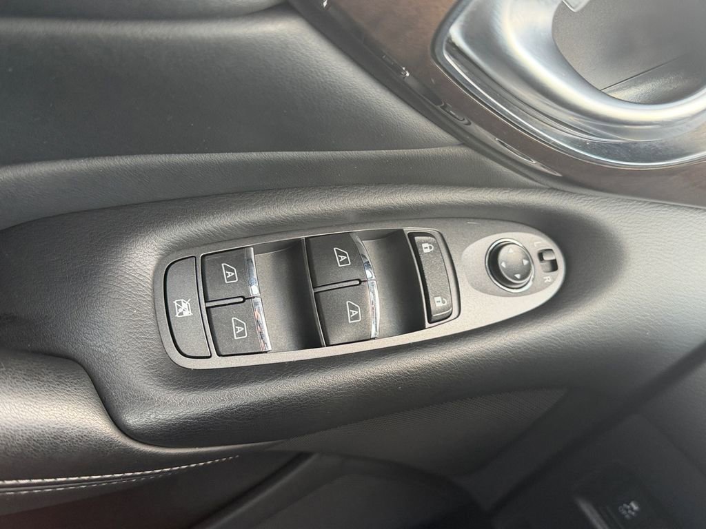 Used 2019 INFINITI Q50 Luxe image 36