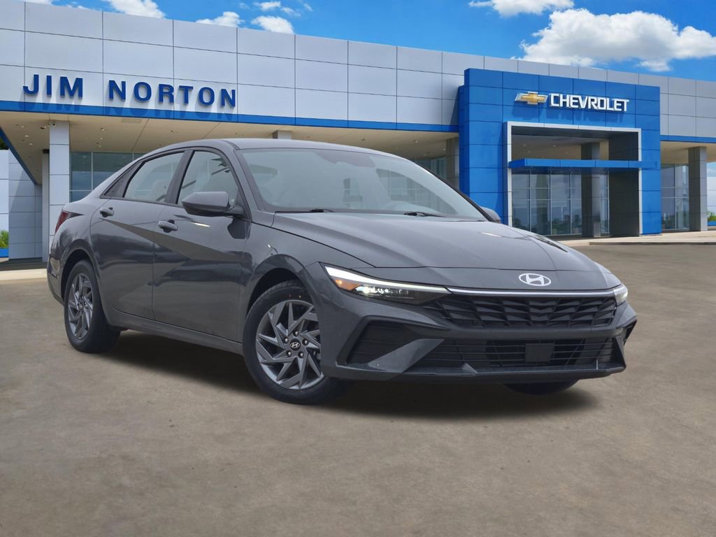 Used 2024 Hyundai Elantra SEL